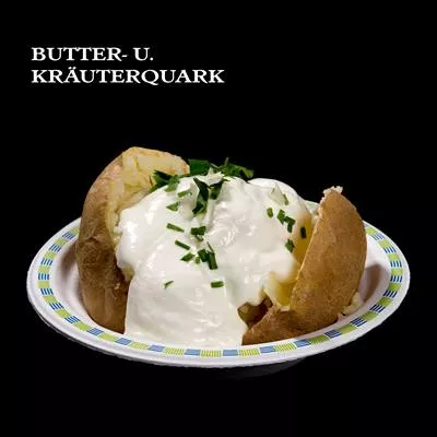 gebackene Kartoffeln mit Butter & Kräuterquark